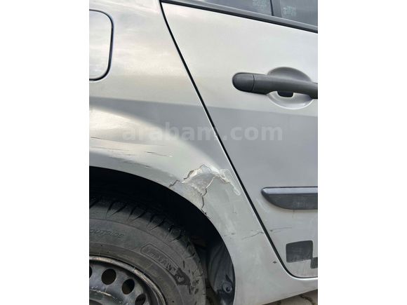 Sahibinden Renault Megane 1.4 Authentique 2006 Model 