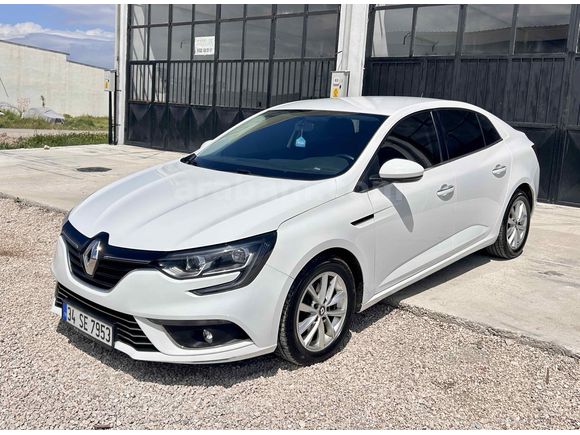 Sahibinden Renault Megane 1.2 TCe Touch 2017 Model  92.000 km Beyaz