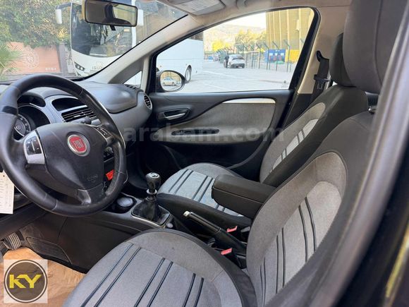 2011 FİAT PUNTO 1.4 EVO DYNAMİC DOLUSU 114.180 KM