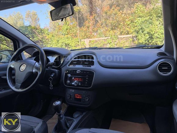 2011 FİAT PUNTO 1.4 EVO DYNAMİC DOLUSU 114.180 KM