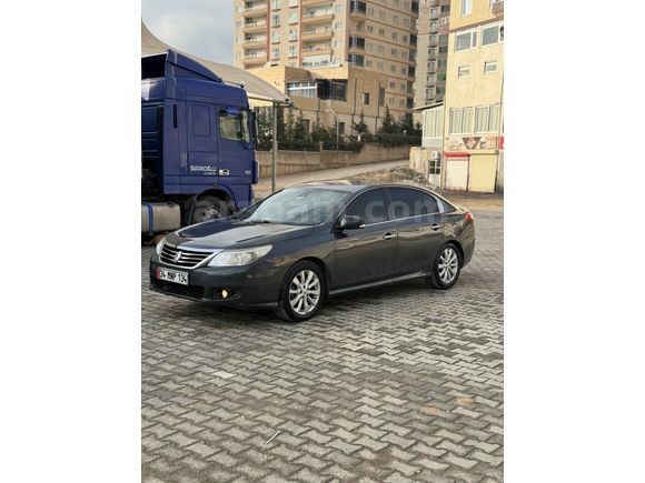 Sahibinden Renault Latitude 1.5 dCi Privilege 2011 Model 