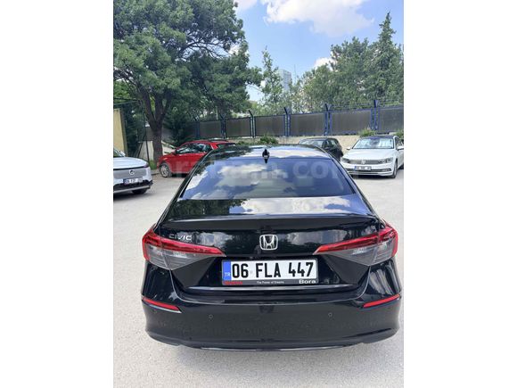 Memurdan Honda Civic Eco Executive Plus FE1 2022  Yetkili servis bakmlı
