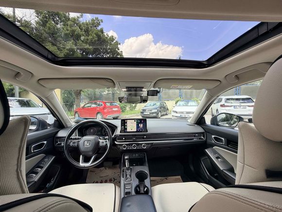 Memurdan Honda Civic Eco Executive Plus FE1 2022  Yetkili servis bakmlı