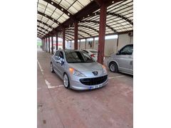 Sahibinden Peugeot 207 1.4 HDi Trendy 2008 Model 