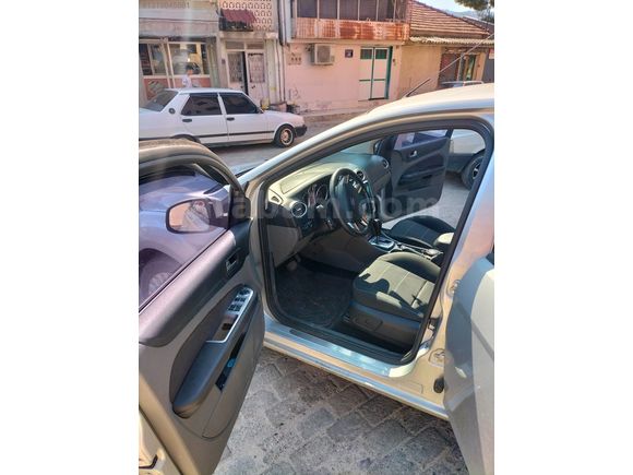 ULUTAŞ OTOMOTİV'DEN 2008 FORD FOCUS 1.6 TITANIUM
