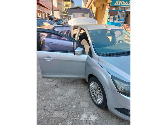 ULUTAŞ OTOMOTİV'DEN 2008 FORD FOCUS 1.6 TITANIUM