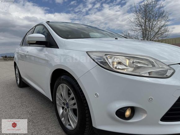 FORD FOKUS 1.6 Tİ-VCT STYLE 125 BG İLK SAHİBİNDEN PROF DAN ALDIM