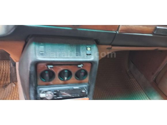 Sahibinden Mercedes - Benz 230 E 1982 Model
