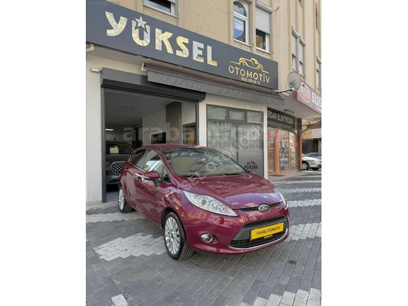 TR DE TEK HENÜZ 79 BİN KM DE 1.4 TİTANİUM OTOMATİK VİTES FİESTA