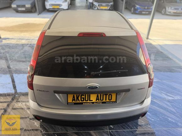 AKGÜL AUTO TEMİZ BAKIMLIDIR 6 YILLIK SAHİBİNDNDİR