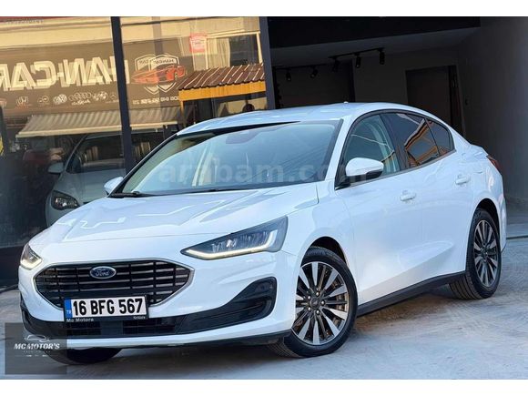 2023 TITANIUM PAKET HATASIZ BOYASIZ DEĞİŞENSİZ 65 KM