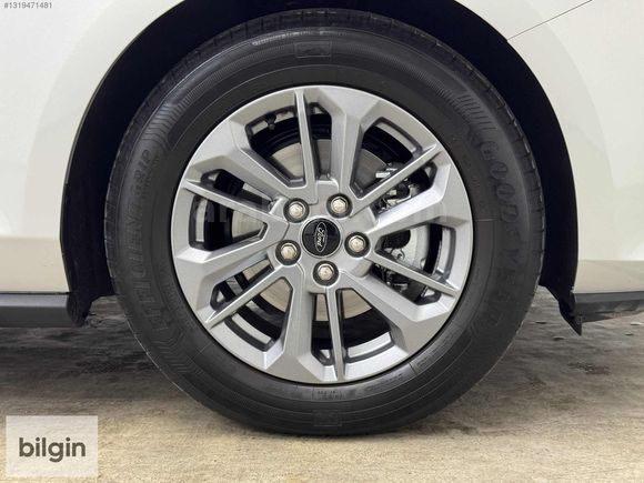 7.800Km...SIFIR DENGİ..2025 FOCUS 1.5 TİTANİUM STİL..%20KDV Lİ
