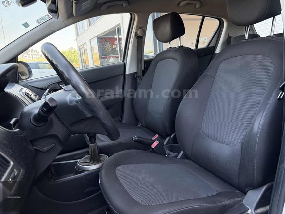 2013 HYUNDAI i20 1.2D-CVVT SENSE HATASIZ BOYASIZ İLK EL