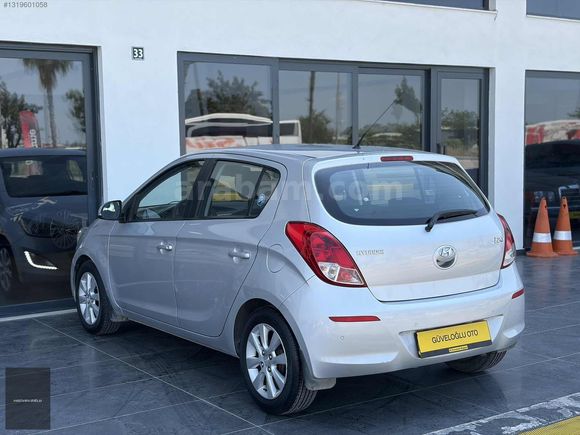2013 HYUNDAI i20 1.2D-CVVT SENSE HATASIZ BOYASIZ İLK EL