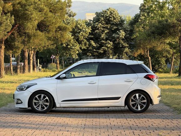 ÇINAR AUTO'DAN CAM TAVANLI İ20