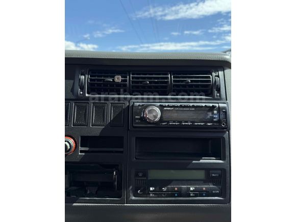 Sahibinden Volkswagen Caravelle 2.5 TDI 2000 Model 