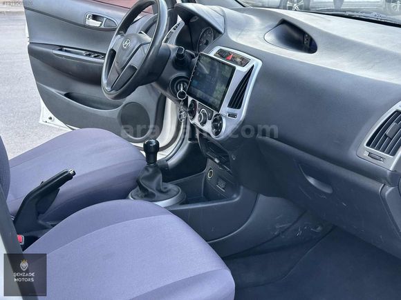 2013 MODEL-HYUNDAİ i20 181.000 km