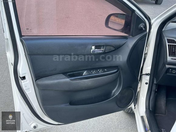 2013 MODEL-HYUNDAİ i20 181.000 km