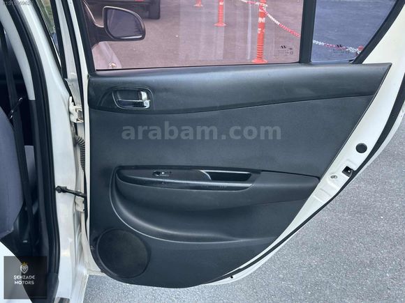 2013 MODEL-HYUNDAİ i20 181.000 km