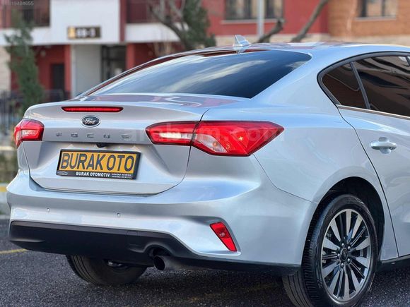 FORD FOCUS DİZEL OTOMATİK TİTANYUM X FULL 10 BİNDE