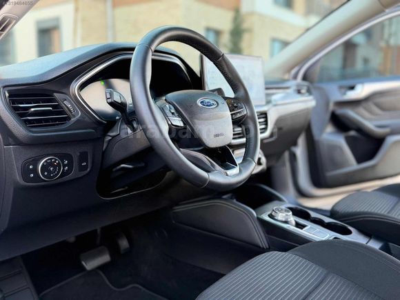 FORD FOCUS DİZEL OTOMATİK TİTANYUM X FULL 10 BİNDE