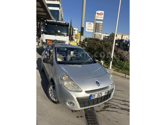 Sahibinden Renault Clio 1.5 dCi Authentique 2011 Model  247.500 km Gri (Gümüş)