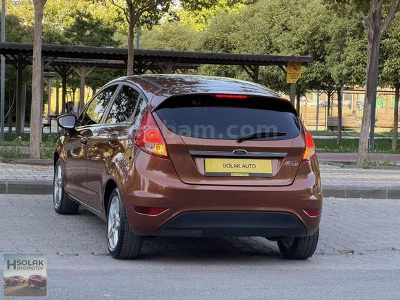 2013 MODEL FORD FİESTA 1.6 TİTANİUM OTOMATİK 150 BİNDE