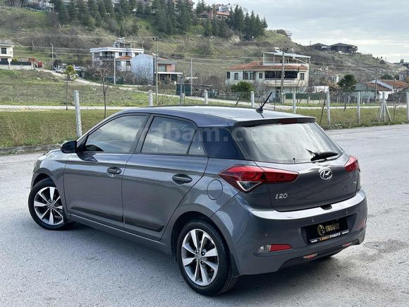 ERBAY DAN HYUNDAİ İ20 ELİTE 87000 KM 2015 MODEL