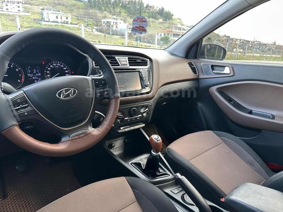 ERBAY DAN HYUNDAİ İ20 ELİTE 87000 KM 2015 MODEL