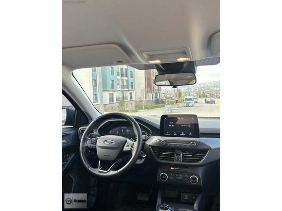 ÖZ MRC AUTO 'DAN2023 OTOMATİK+CARPLAY FORD FOCUS