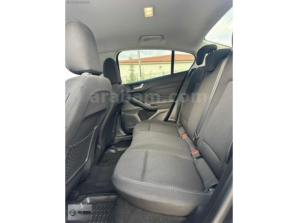 ÖZ MRC AUTO 'DAN2023 OTOMATİK+CARPLAY FORD FOCUS