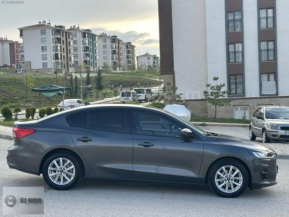 ÖZ MRC AUTO 'DAN2023 OTOMATİK+CARPLAY FORD FOCUS