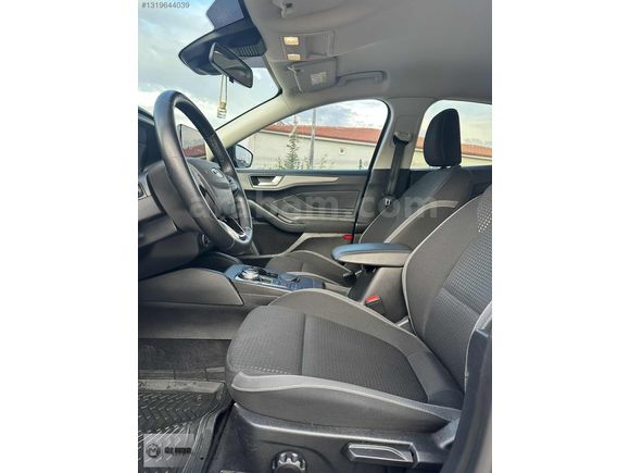 ÖZ MRC AUTO 'DAN2023 OTOMATİK+CARPLAY FORD FOCUS