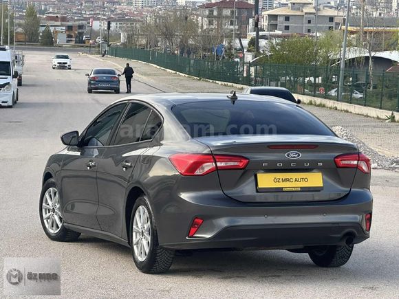 ÖZ MRC AUTO 'DAN2023 OTOMATİK+CARPLAY FORD FOCUS
