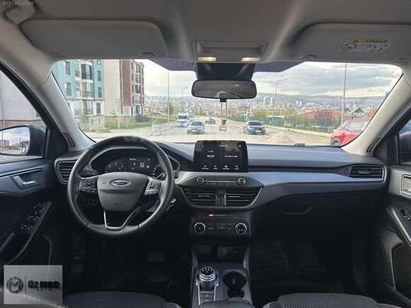 ÖZ MRC AUTO 'DAN2023 OTOMATİK+CARPLAY FORD FOCUS