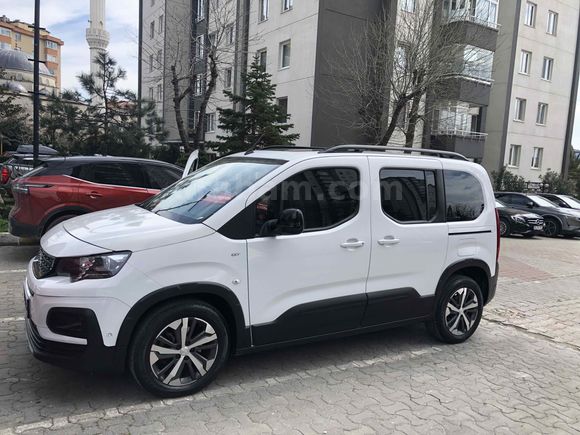 Sahibinden Peugeot Rifter 1.5 BlueHDI GT Line 2023 Model İstanbul