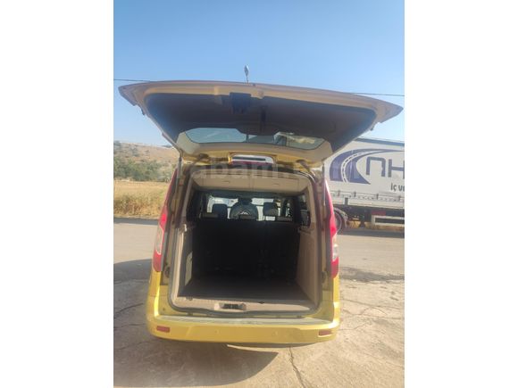 Sahibinden Ford Tourneo Connect Cam Tavanlı  1.6 TDCI Titanium 2014 Model