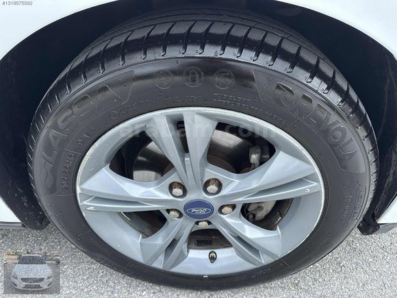 Çok temiz 2018 Focus 1.5 Tdci 120 HP Style Sadece 3 parça boyalı