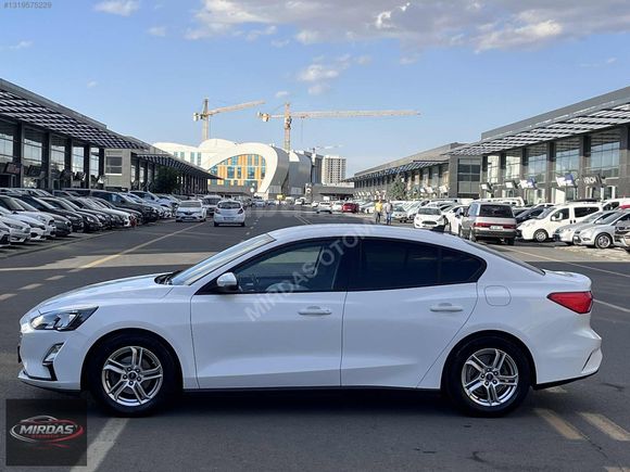 2021 ÇIKIŞLI HATASIZ FORD FOCUS TREND X 48.000 ORİJİNAL KM