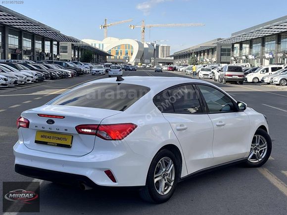 2021 ÇIKIŞLI HATASIZ FORD FOCUS TREND X 48.000 ORİJİNAL KM