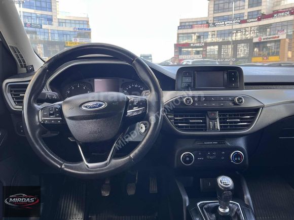 2021 ÇIKIŞLI HATASIZ FORD FOCUS TREND X 48.000 ORİJİNAL KM