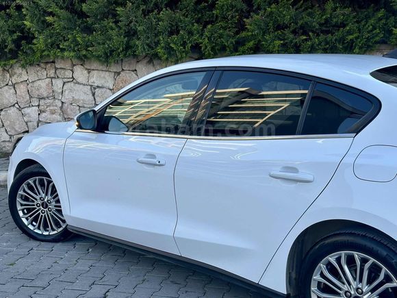 2020 FOCUS TİTANİUM 1.5TDCİ BOYASIZ DEĞİŞENSİZ