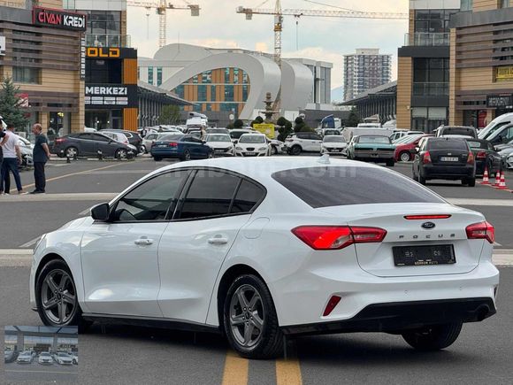GÖRKEM AUTO'DAN FOCUS-Trend X /DEĞİŞENSİZ/OTOMATİK VİTES