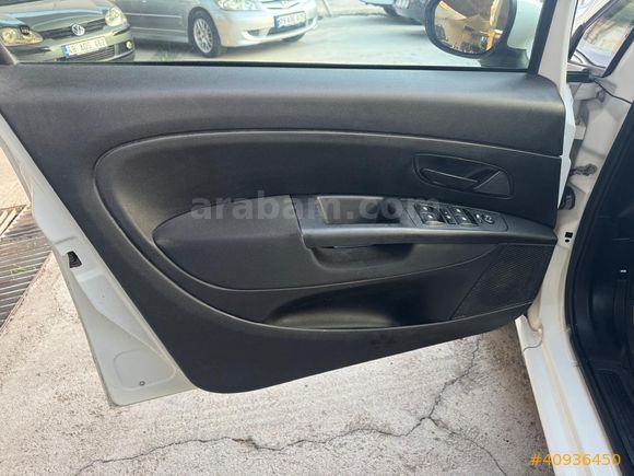 Temiz, Bakımlı Linea 1.3 Multijet