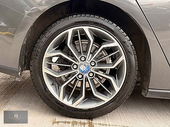 TURAN OTOMOTİVDEN DEĞİŞENSİZ DÜŞÜK KM BAKIMLI KARTA 12 TAKSİT