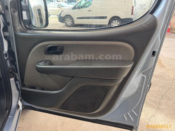 Temiz Bakımlı Yeni Vizeli Doblo 1.9 Multijet