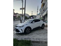 Sahibinden Toyota C-HR 1.8 Hybrid Passion 2020 Model  70.000 km Beyaz