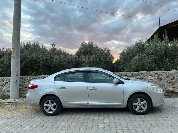 Sahibinden Renault Fluence 1.5 dCi Business 2011 Model