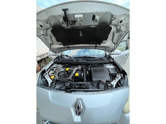 Sahibinden Renault Fluence 1.5 dCi Business 2011 Model