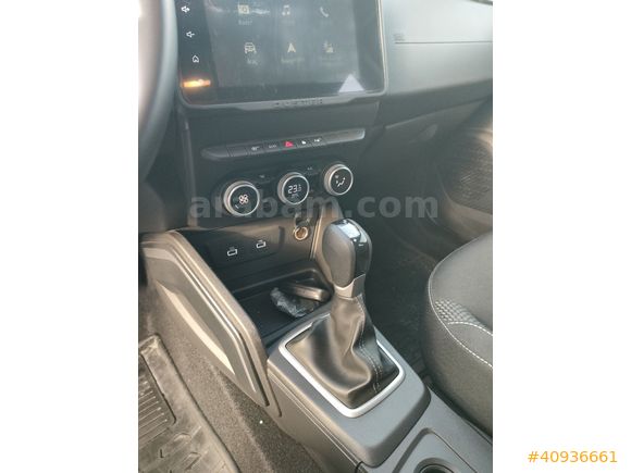 CarMall Otomotiv'den masrafsız hatasız boyasız servis bkm Duster